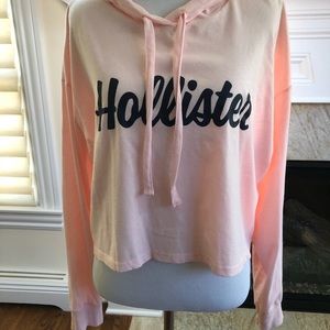 Hollister pink cropped tee hoodie. Size small.